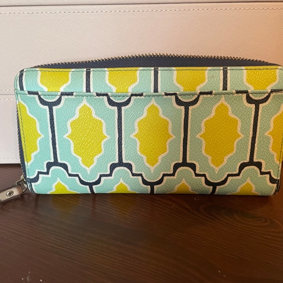 Beautiful Kate Spade Cabana Tile Lacey Accordion Wallet - Picture 3 of 7